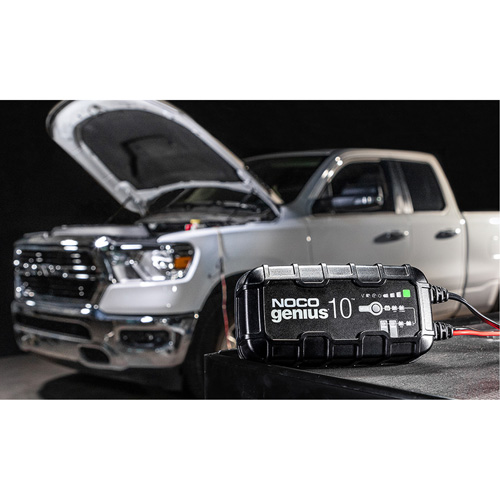 Genius&reg; 10 10-Amp Battery Charger D. Morneault & Fils