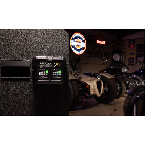 Genius&reg; 2X2 2-Bank, 4-Amp Battery Charger D. Morneault & Fils