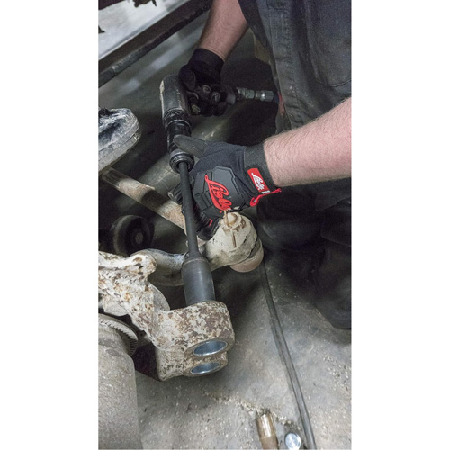 Outil pour douille d'ancrage &agrave; 2 pi&egrave;ces pour camion D. Morneault & Fils