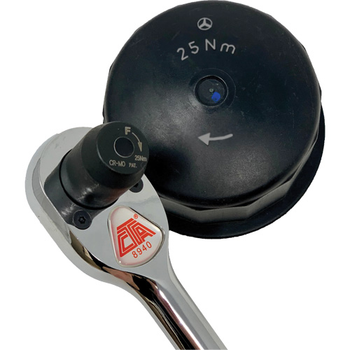 Torque Limiting Ratchet Wrench, 3/8" Drive, Cushion Grip Handle D. Morneault & Fils