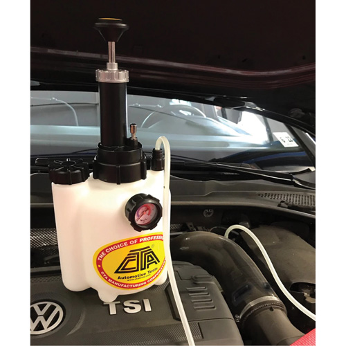 Pressure Brake Bleeder & Adapter Master Kit D. Morneault & Fils