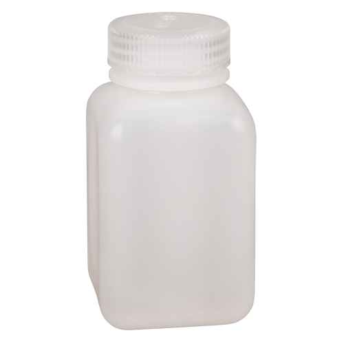 Bouteilles peu encombrantes &agrave; prise facile, Carr&eacute;e, 8 oz, Plastique D. Morneault & Fils