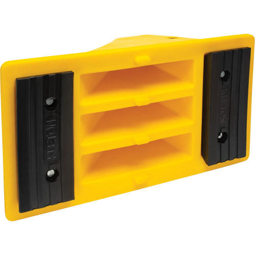 Cales de roue avec surface antid&eacute;rapante en caoutchouc, Polyur&eacute;thane, Jaune, 11-1/4" la x 21" p x 12-1/4" h D. Morneault & Fils