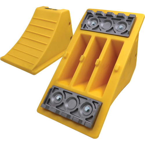 40 Ton Large Equipment Wheel Chock with Aluminum Cleats, Urethane, Yellow D. Morneault & Fils