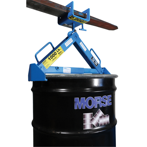 Crochet &agrave; installer sur fourche, Ouverture des fourches 5-1/2" x 1-9/16" D. Morneault & Fils