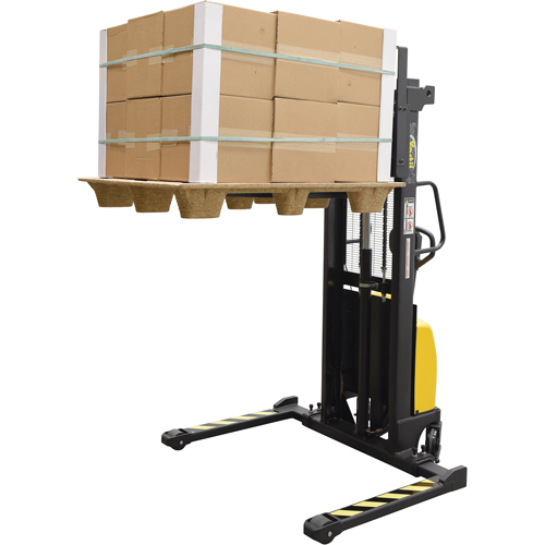 Gerbeur pour chariot &eacute;l&eacute;vateur, Fonctionnement &eacute;lectrique, Capacit&eacute; 2000 lb, Lev&eacute;e max 63" D. Morneault & Fils