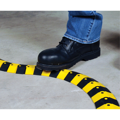 Ultra-Sidewinder&reg; Cable Protection System - Small, 39.5" x 3" x 0.75", 32000 lbs. (16 tons) D. Morneault & Fils