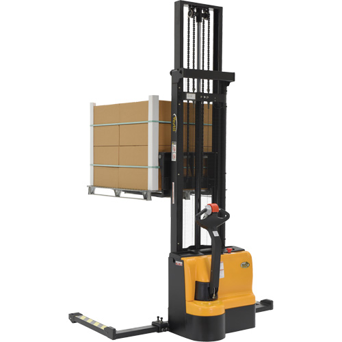 Gerbeur &agrave; m&acirc;t double, Fonctionnement &eacute;lectrique, Capacit&eacute; 2200 lb, Lev&eacute;e max 150" D. Morneault & Fils