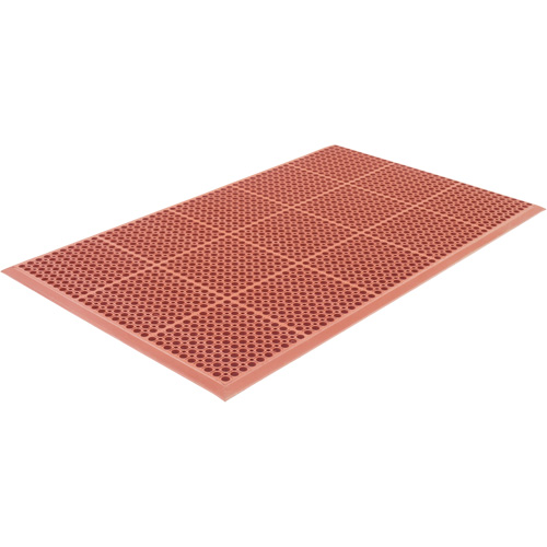Competitor Series Mats, Slotted, 3' x 5' x 7/8", Orange, Natural Rubber D. Morneault & Fils