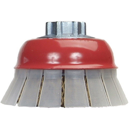 Brosse-boisseau en fil m&eacute;tallique serti avec grille de protection D. Morneault & Fils