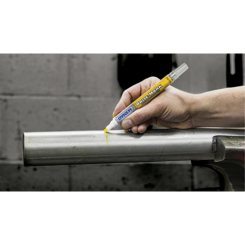 Marqueur de peinture avec pointe moyenne Brite-Mark, Liquide, Jaune D. Morneault & Fils