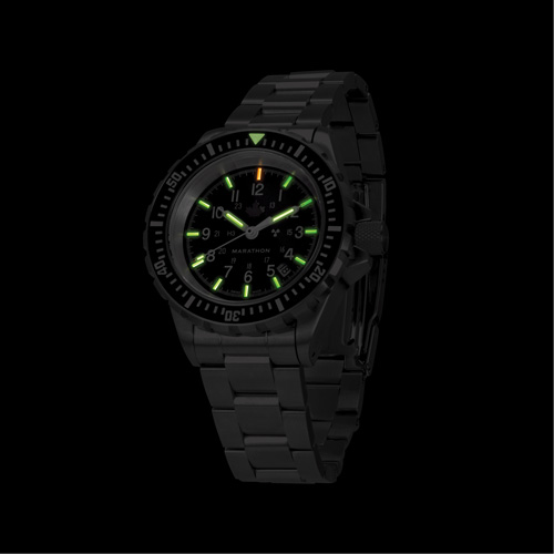 Grey Maple Large Diver's Automatic Watch with Stainless Steel Bracelet, Digital, Battery Operated, 41 mm, Silver D. Morneault & Fils