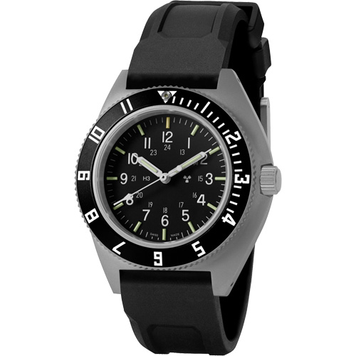 Montre Steel Navigator sur ensemble bracelet en caoutchouc noir de trois morceaux, Num&eacute;rique, &agrave; piles, 41 mm, Noir D. Morneault & Fils