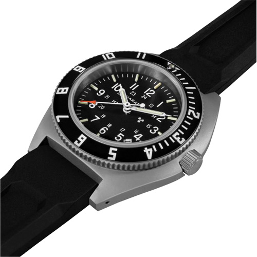 Steel Navigator with Date on Black 3-Piece Rubber Strap Kit, Digital, Battery Operated, 41 mm, Black D. Morneault & Fils