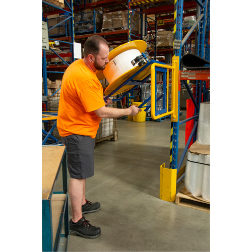 Distributeur de feuillards, Feuillard Polyester/Acier/Polypropyl&egrave;ne, Dia de noyau 16"/8", largeur de rouleau 3"/8"/6" D. Morneault & Fils