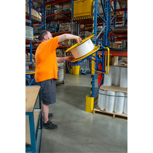 Distributeur de feuillards, Feuillard Polyester/Acier/Polypropyl&egrave;ne, Dia de noyau 16"/8", largeur de rouleau 3"/8"/6" D. Morneault & Fils