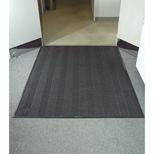 Waterhog&reg; Eco Elite Matting, Wiper/Scraper, 4' x 6' x 3/8", Grey Ash D. Morneault & Fils