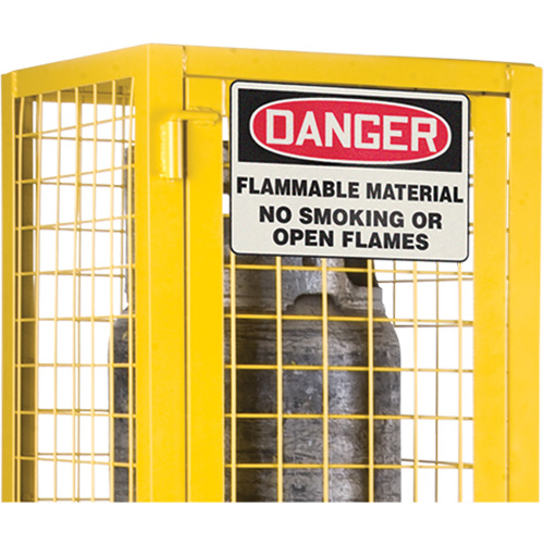 Armoire de s&eacute;curit&eacute; pour cylindres de gaz conforme aux normes de la CSA, nbre de bouteilles: 2, 17" , 17" , 69" , Jaune D. Morneault & Fils
