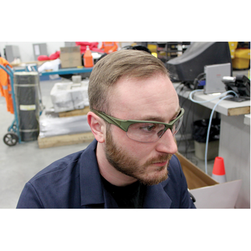 Lunettes de s&eacute;curit&eacute; s&eacute;rie Z2000, Lentille Transparent, Anti-&eacute;gratignures, R&eacute;pond ou surpasse la norme CSA Z94.3 D. Morneault & Fils