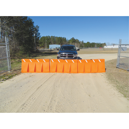 Traffic Barriers, Water-Filled, 62.25" L x 24" H, Orange D. Morneault & Fils