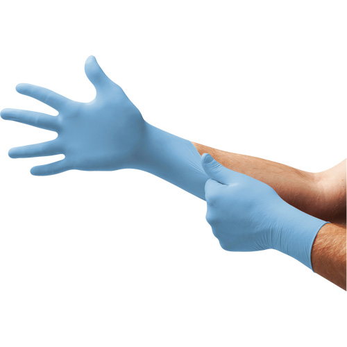 Gants d'examen XC-310 Xceed, T-petit, Nitrile, 4,3 mils, Sans poudre, Bleu, Classe 2 D. Morneault & Fils
