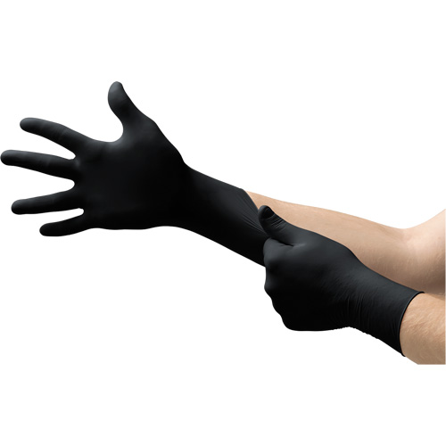 Onyx&reg; Gloves, Small, Nitrile, 3.5-mil, Powder-Free, Black D. Morneault & Fils