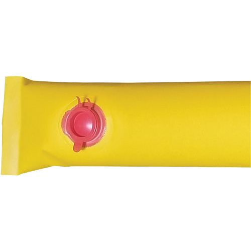 Barrage de d&eacute;rivation rempli d'eau D. Morneault & Fils