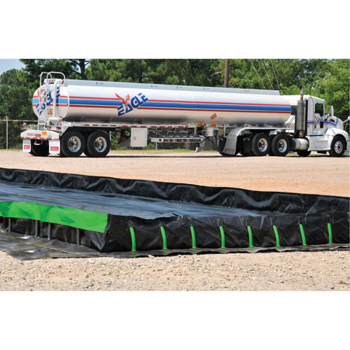 Berme Ultimate Copolymer 2000 Ultra-Containment Berm, Capacit&eacute; 5610 gal. US, 15' la x 50' lo x 12" h, Support &agrave; charni&egrave;re D. Morneault & Fils