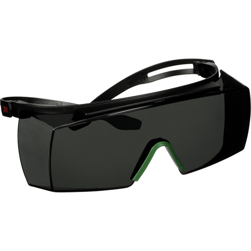Lunettes de s&eacute;curit&eacute; SecureFit s&eacute;rie 3700 SF3730AS-BLK, Lentille Gris/IR 3.0, Anti-&eacute;gratignures, ANSI Z87+/R&eacute;pond ou surpasse la norme CSA Z94.3 D. Morneault & Fils