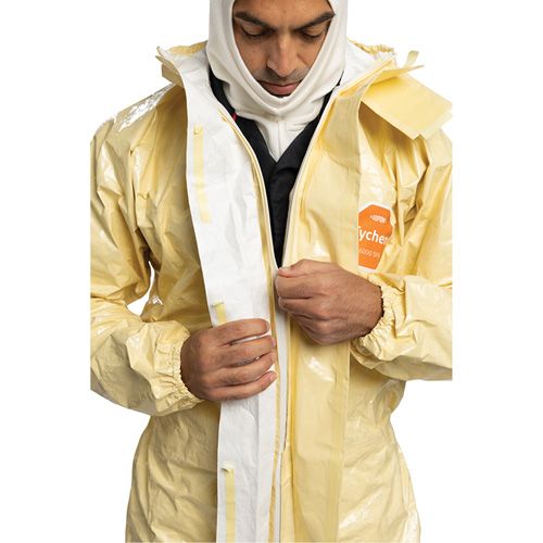 Combinaison 6000 SFR Tychem, Taille Petit, Khaki D. Morneault & Fils