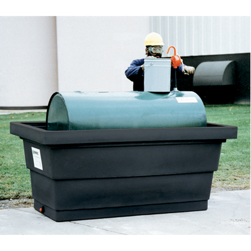 Unit&eacute; de confinement Poly-Tank 275 avec drain, 82,3" lo x 45" la x 35,3" h, 275 gal. US Capacit&eacute; D. Morneault & Fils