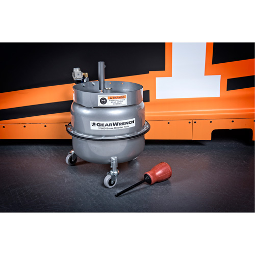 Air Pump Brake Bleeder Tank D. Morneault & Fils