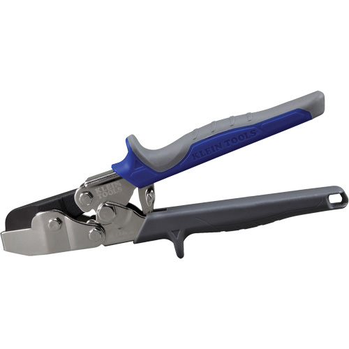 Entailleur manuel pour travaux CVCA D. Morneault & Fils