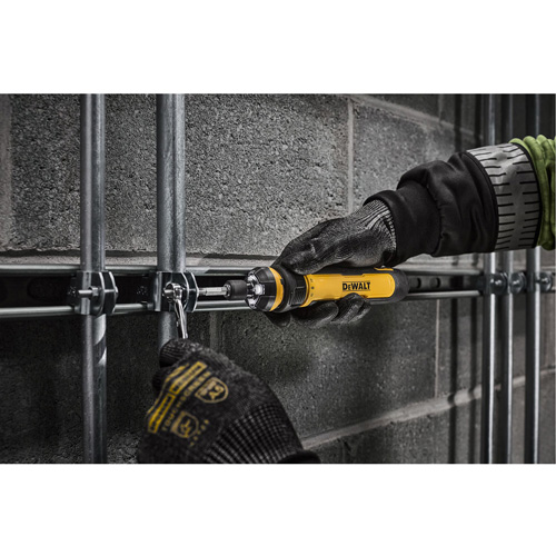 Jeu de tournevis sans fil de 14 morceaux avec commande FLEXDRIVE, 4 V, 44 lb-po/5 Nm couple max. D. Morneault & Fils