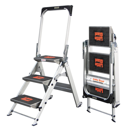 Safety Stepladder with Bar & Tray, 2.2', Aluminum, 300 lbs. Capacity, Type 1A D. Morneault & Fils