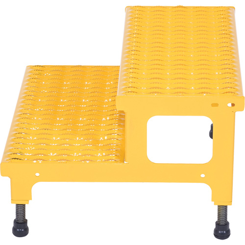 Plate-forme ajustable Step-Mate, 2 marche(s), 23-13/16" la x 22-7/8" lo x 15-1/4" h, Capacit&eacute; 500 lb D. Morneault & Fils