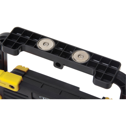 Lampe de travail portative, DEL, 10 W, 1000 lumens, Boîtier en Plastique D. Morneault & Fils