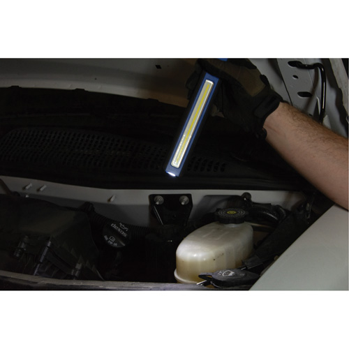 Lumi&egrave;re &eacute;troite, Crochet, Rechargeable, 500 lumens D. Morneault & Fils