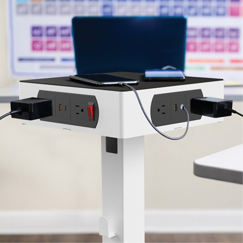 LuxPower Charging Tower D. Morneault & Fils