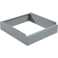 Base en retrait pour casiers &eacute;conomiques Clean Line, 1 Blocs, 4" lo x 12" la x 18" p, Gris, Acier D. Morneault & Fils