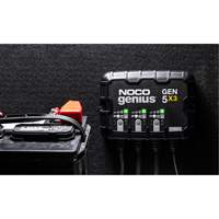 Chargeur de batterie embarqu&eacute; &agrave; 3 sorties de 15 amp&egrave;res Gen5X3 Genius D. Morneault & Fils