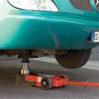 Cric &agrave; 3 &eacute;tapes, 17 tonne(s)/33 tonnes/66 tonnes, Air comprim&eacute;/hydraulique D. Morneault & Fils