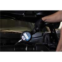 D&eacute;bitm&egrave;tre &eacute;lectronique de lubrifiant avec rallonge flexible &agrave; 90° D. Morneault & Fils