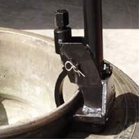 Manual Bead Breaker D. Morneault & Fils