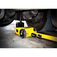 Hydraulic Service Jack, 22 Tons, Air Hydraulic D. Morneault & Fils