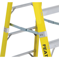 Industrial Heavy-Duty Stepladders (6400 Series), 4', Fibreglass, 300 lbs. Capacity, Type 1A D. Morneault & Fils