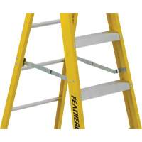 Industrial Heavy-Duty Stepladders (6900 Series), 4', Fibreglass, 300 lbs. Capacity, Type 1A D. Morneault & Fils