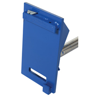 Fl&egrave;che de chariot &eacute;l&eacute;vateur pour tapis, 108-1/2" longueur, Install&eacute; sur tablier, Capacit&eacute; de 2500 lb D. Morneault & Fils