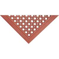 Competitor Series Mats, Slotted, 3' x 5' x 7/8", Orange, Natural Rubber D. Morneault & Fils