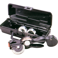 Ensembles &eacute;tiqueteuse en relief/ruban de m&eacute;tal D. Morneault & Fils